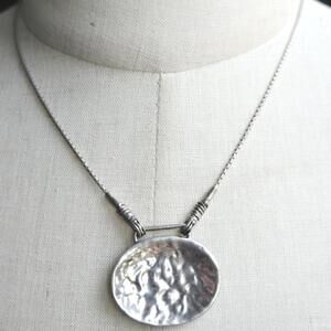 Silpada Seattle Skies Hammered Oval Disc Necklace 925 Sterling Silver